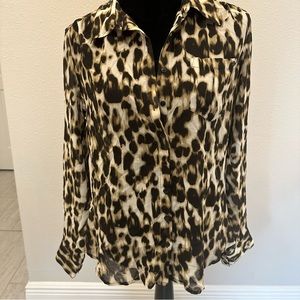 GUESS Cheetah 🐆 Button Up Top